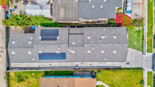 Building Photo - 8711 McKinley Pl