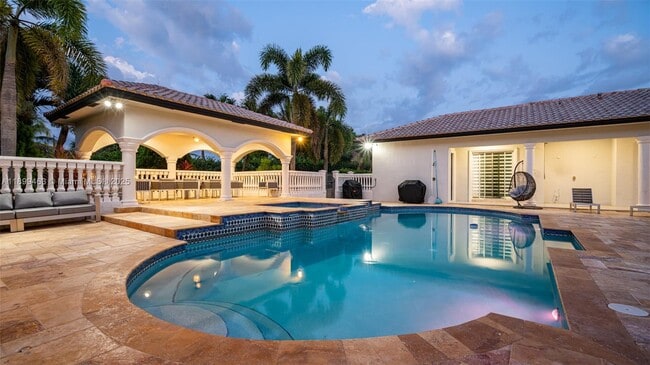 Building Photo - 13751 Pine Meadow Ct