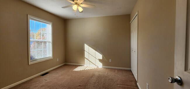 Building Photo - 162 Slindes Wood Cir