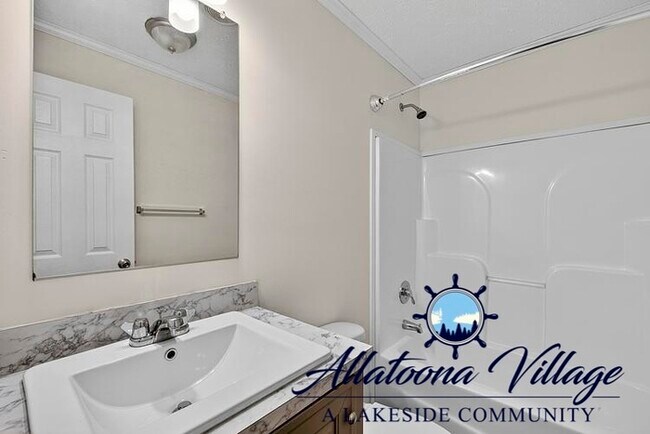 Building Photo - Complete Privacy in this new 3BR/2Bth House at Lake Allatoona! Pet friendly!