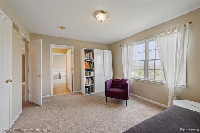 Building Photo - 24323 Bellingham Dr