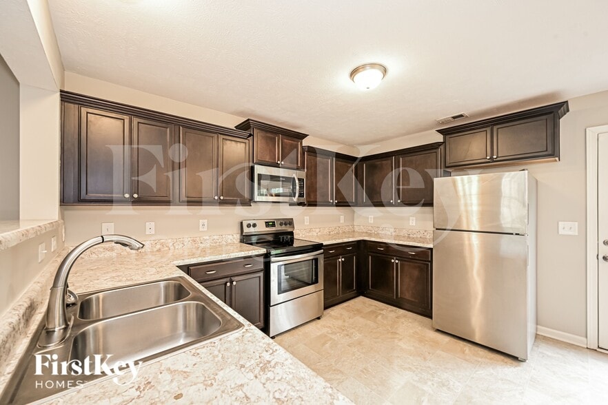 Building Photo - 126 Kash Ct