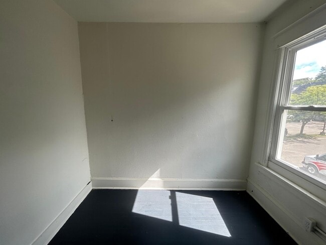 Building Photo - 120 S Blair St
