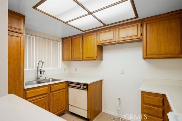 Building Photo - 1004 E Garfield Ave