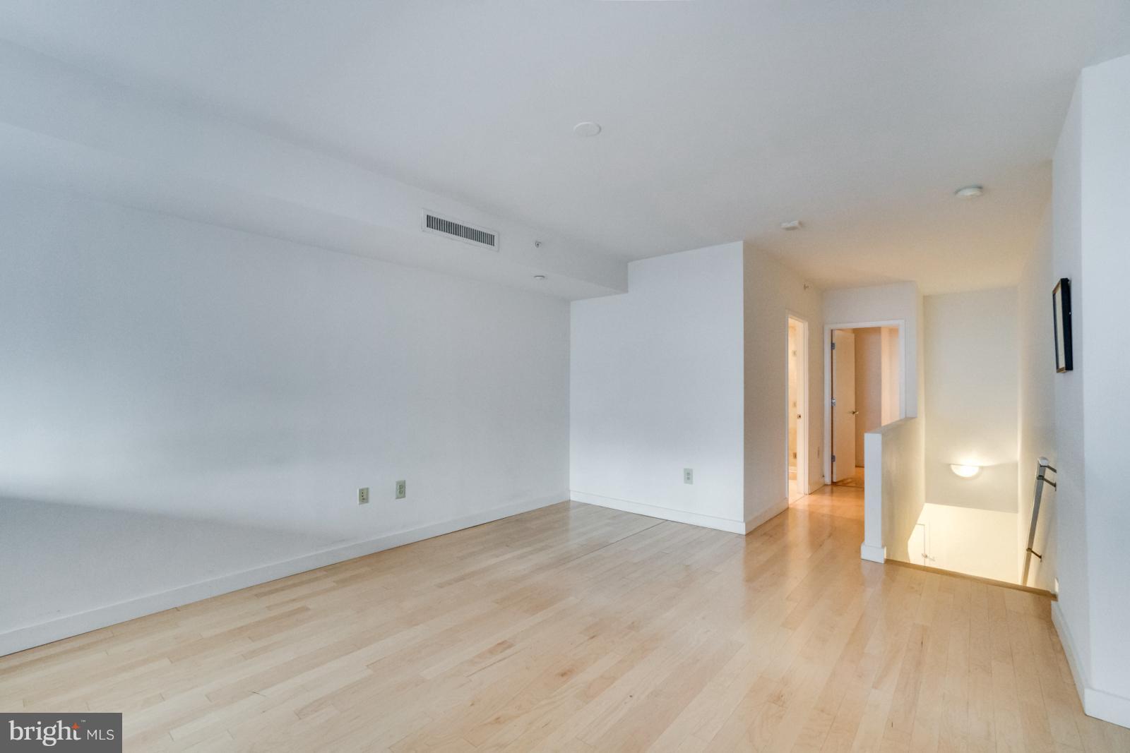 Upstairs bedroom - 912 F St NW Apt 901