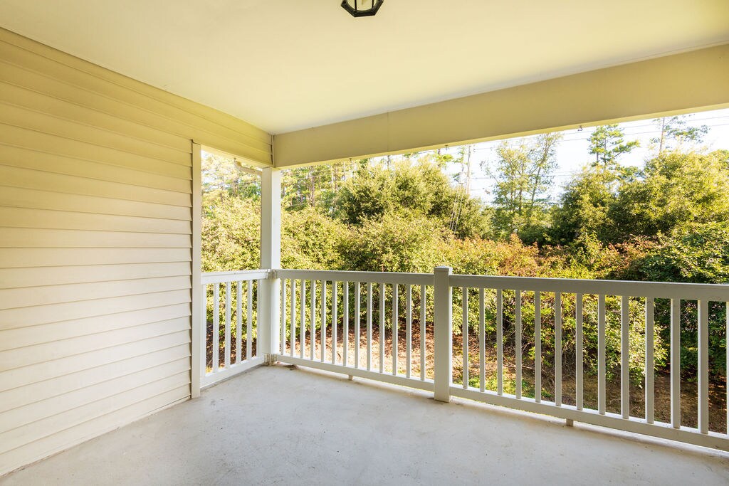 Building Photo - 1122 Chenille Dr