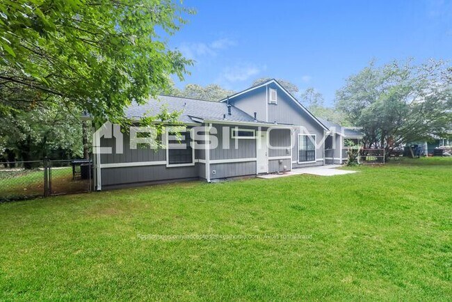 Building Photo - 6369 Valley Dale Dr