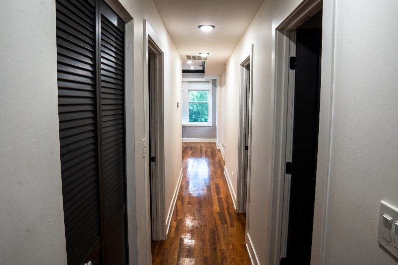 Building Photo - 6032 S Paulina St