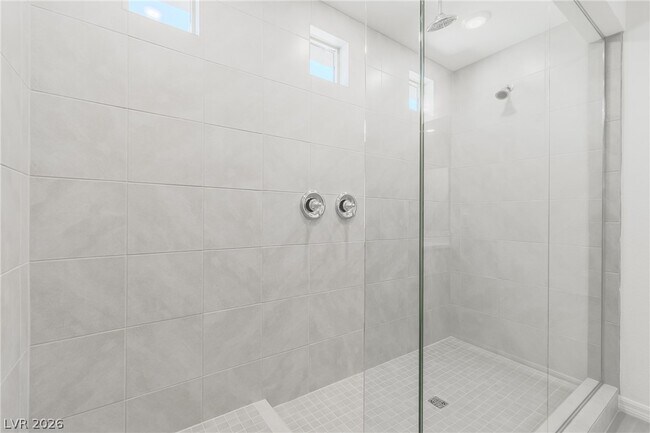 Building Photo - 7685 Vibrant Peak Ave