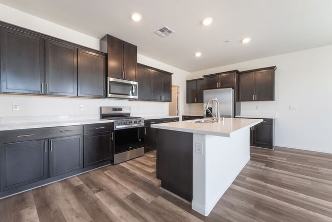 Building Photo - Brand-new 4-bedroom home located in the de...