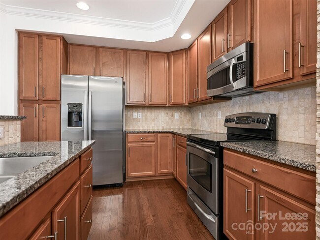 Building Photo - 1530 S Church St