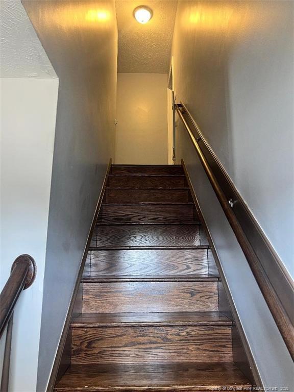 Building Photo - 1041 Screech Owl Dr