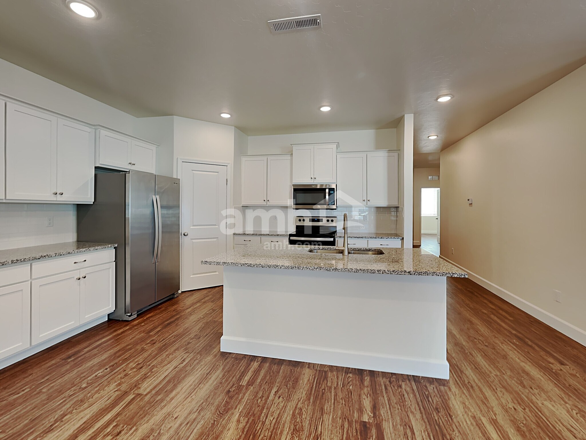 Building Photo - 1732 N Montgomery Way