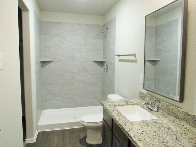 Building Photo - 1009 Platte River Dr