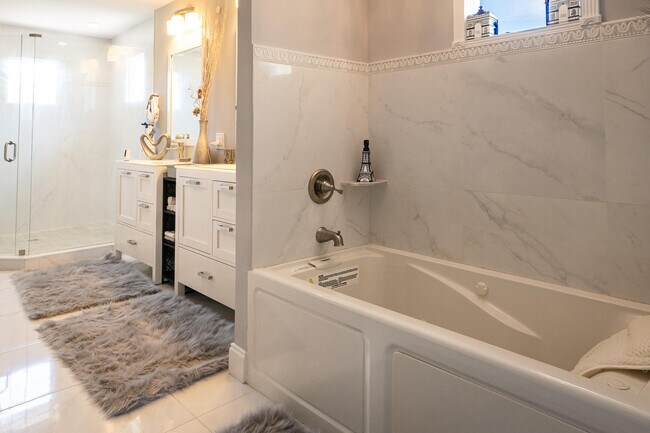 Building Photo - 5569 SE Hammock Reserve Terrace