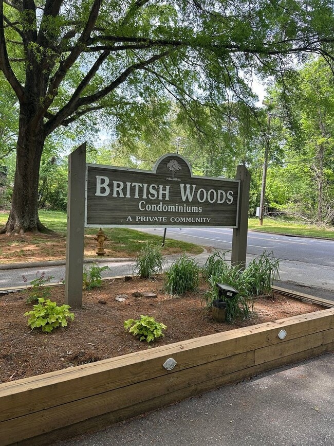 Primary Photo - Upper level 1 bedroom/1 bath Condo availab...