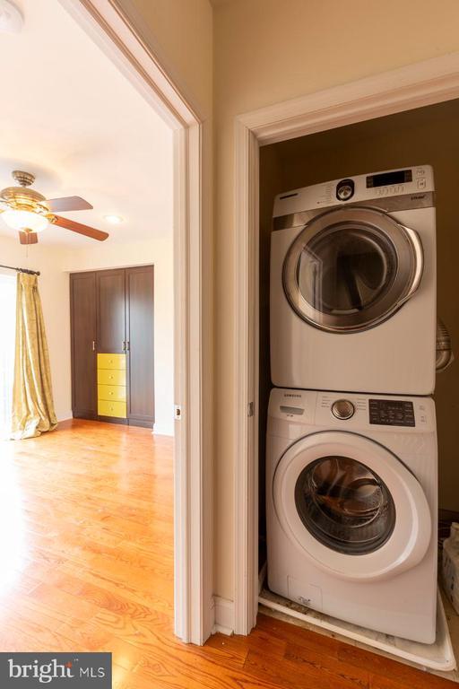 Building Photo - 1017 Dorrance St