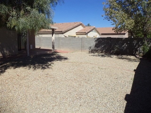 Building Photo - 13571 W Post Dr