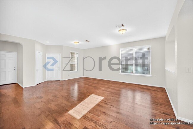 Building Photo - 7414 Bluebonnet Bay