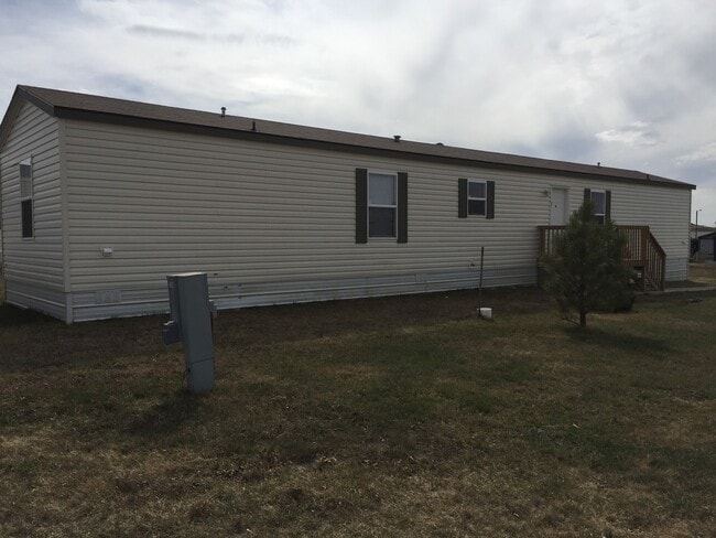 Building Photo - Trailer for Rent in Belfield