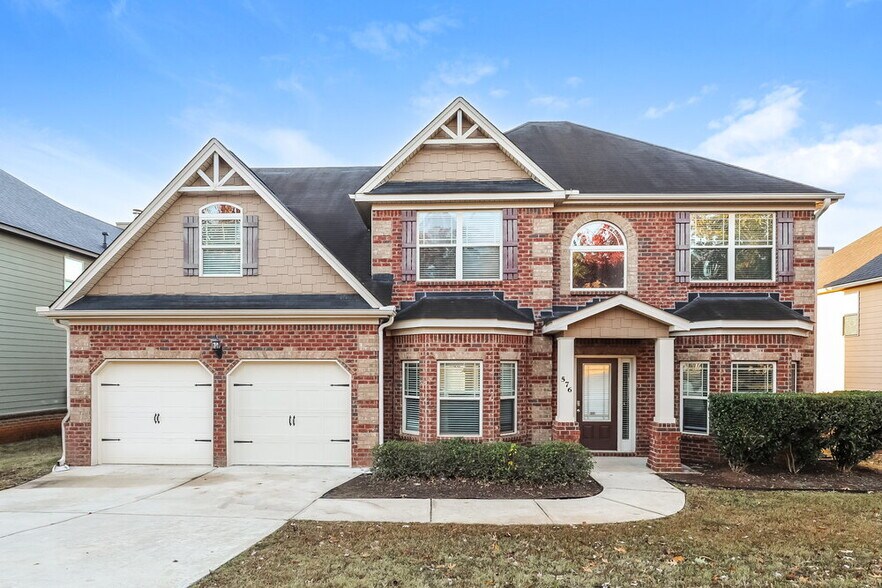 Primary Photo - 576 Camano Way