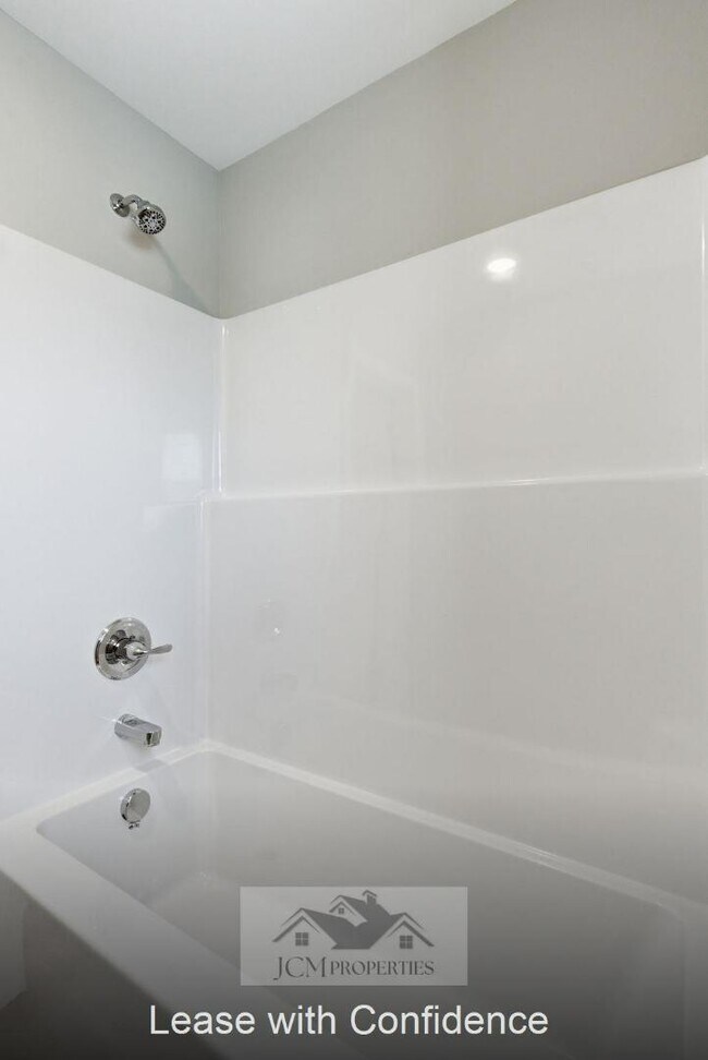 Building Photo - 112 Lambert Fld