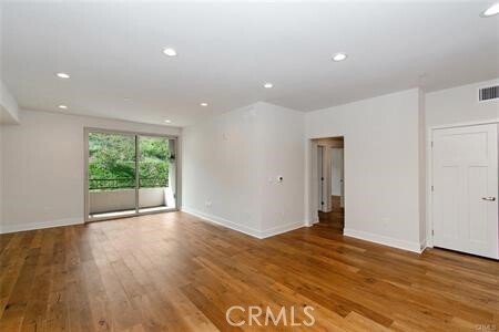 Building Photo - 627 Deep Valley Dr