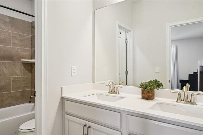 Building Photo - 2424 Pinnae Pl