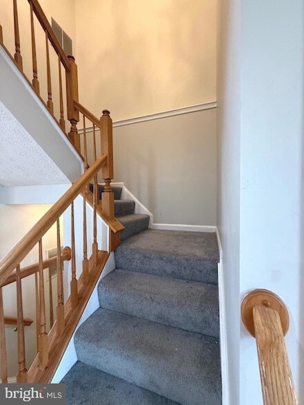Building Photo - 5327 Abbeywood Ct
