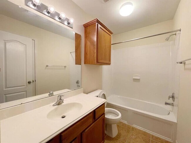 Building Photo - 1618 Eberhart Star Ct