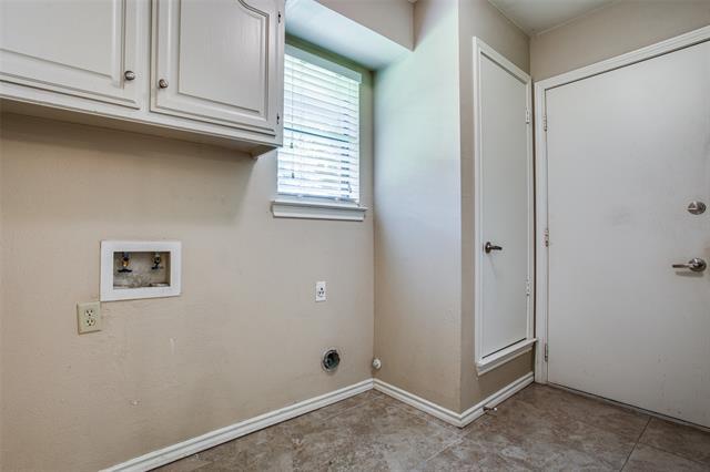 Building Photo - 1421 Danube Ln