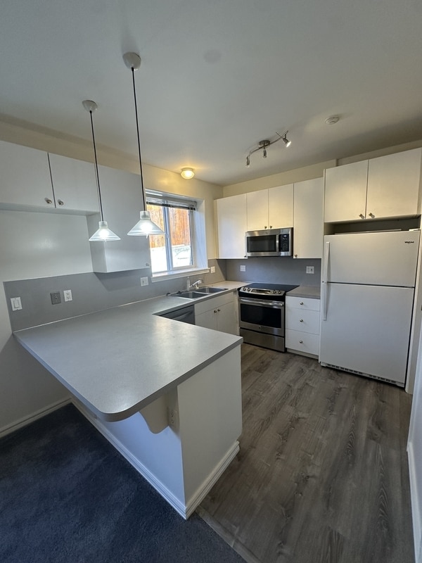 Building Photo - 5106 Green Lake Way N