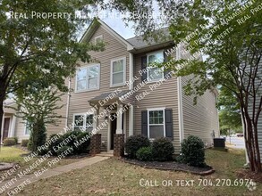 Building Photo - Charming 3BR/2.5BA House in Charlotte!