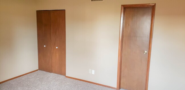 Building Photo - 8301 Reservoir Rd