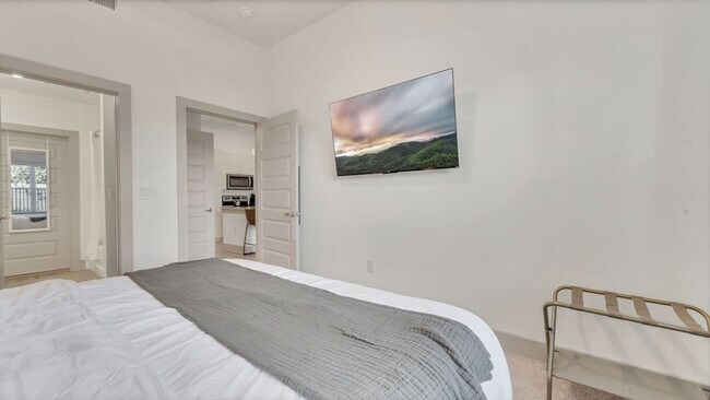 Building Photo - 18210 Park Row Blvd