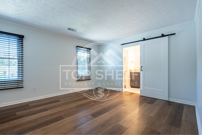 Building Photo - 1330 Kennesaw Trace Ct
