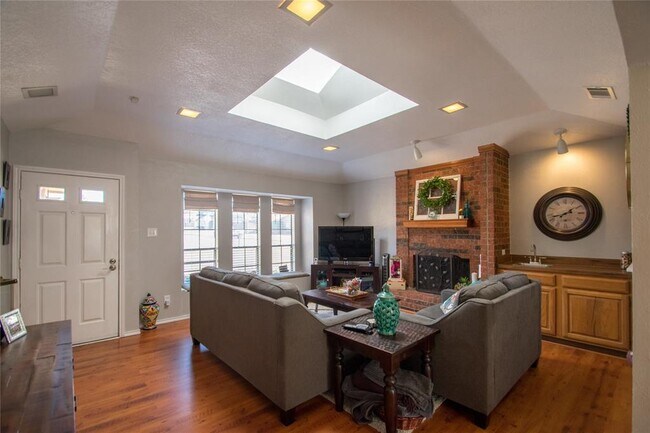 Building Photo - 2611 Brandywyne Dr
