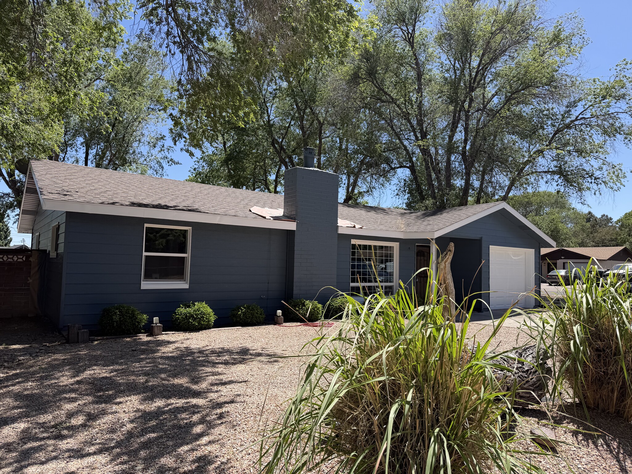 Building Photo - 2800 E Burkhart Dr