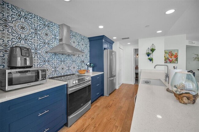 Building Photo - 1520 Gulf Blvd