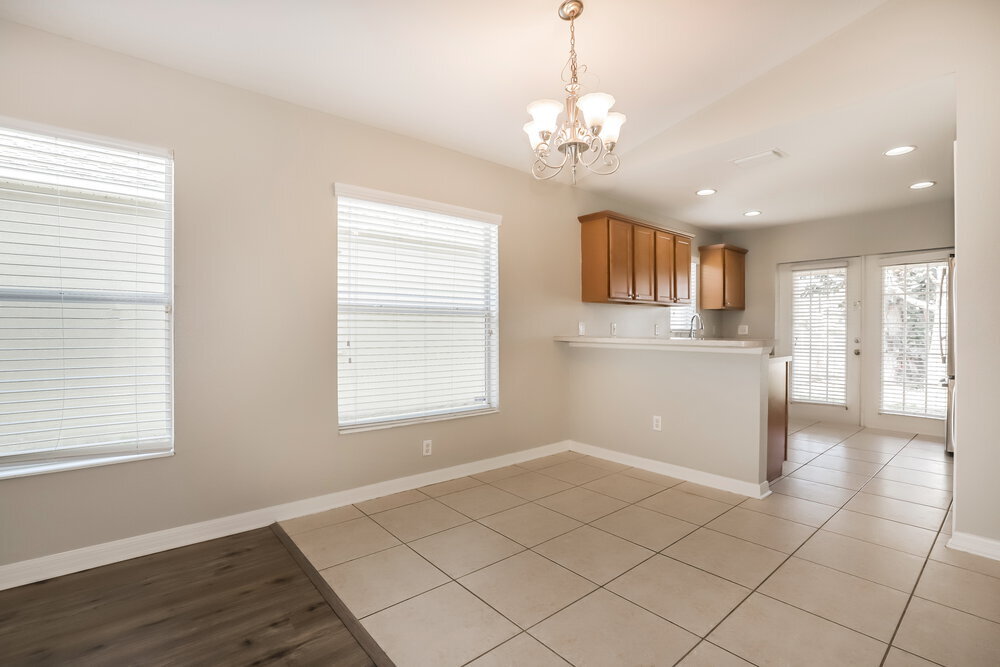 Building Photo - 906 Larwood Pine Dr