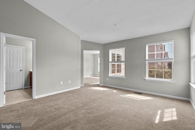 Building Photo - 6704 Saw Mill Ct