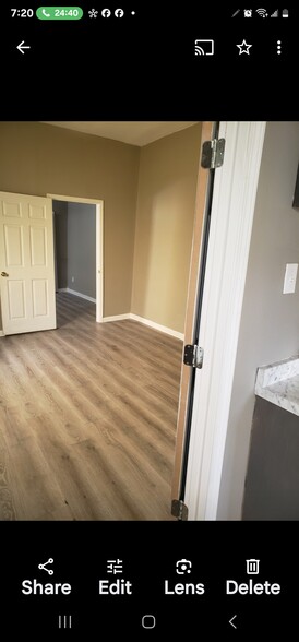 Building Photo - 2615 S Johnson St