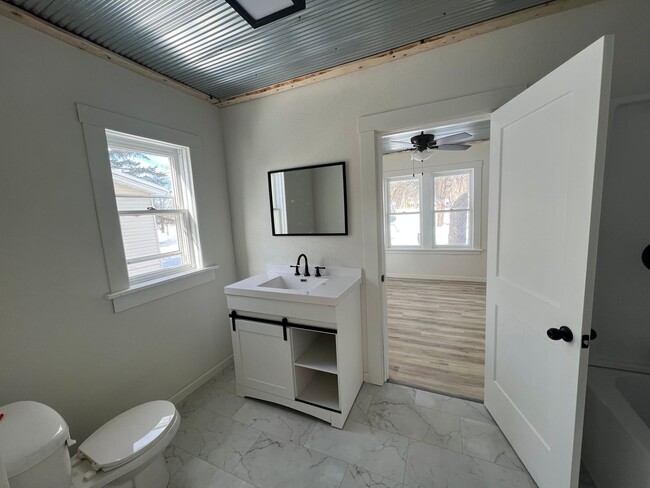 Building Photo - Welcome to 909 Forester Street in Wausau!