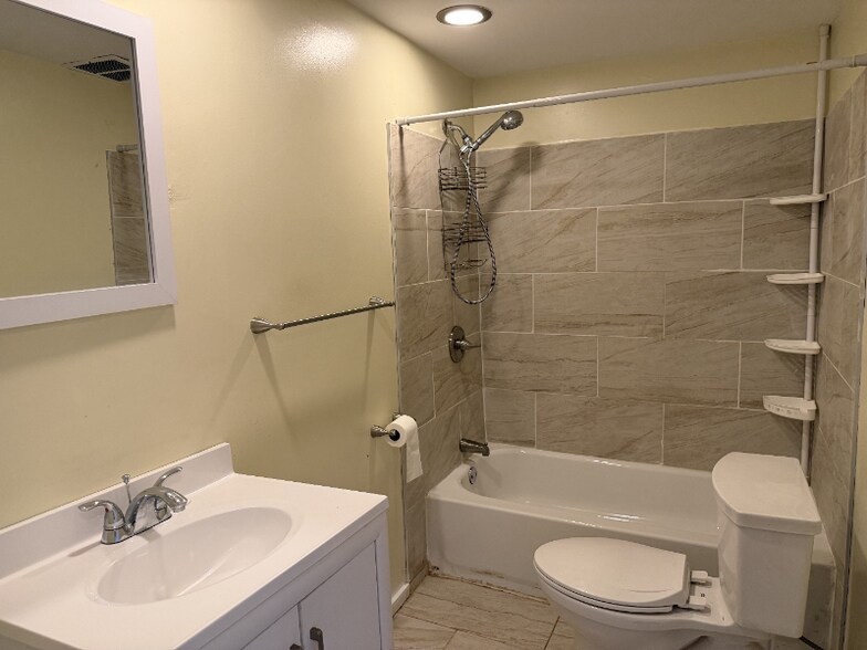 Building Photo - 466 GA-138