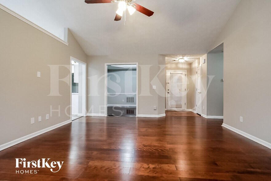Building Photo - 695 Avalon Forest Dr NW