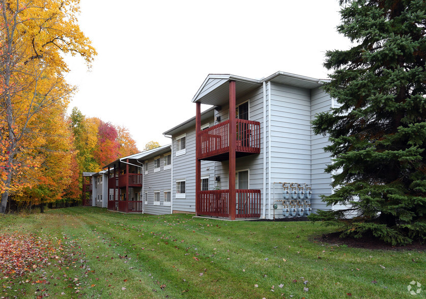 Primary Photo - Pebble Creek Apartments