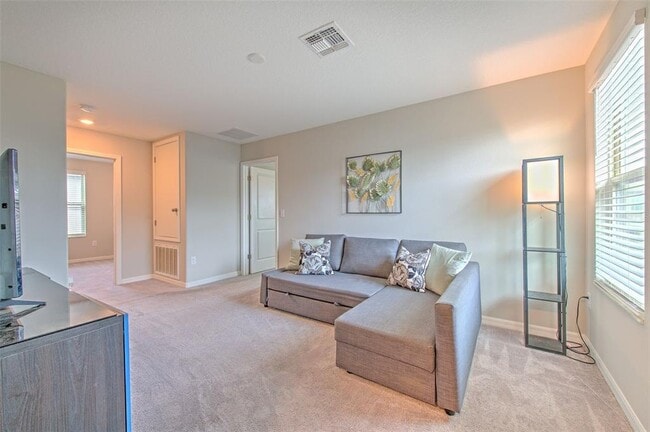 Building Photo - 10210 White Linen Ave