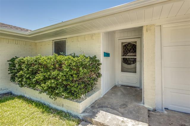 Building Photo - 1309 White Cir