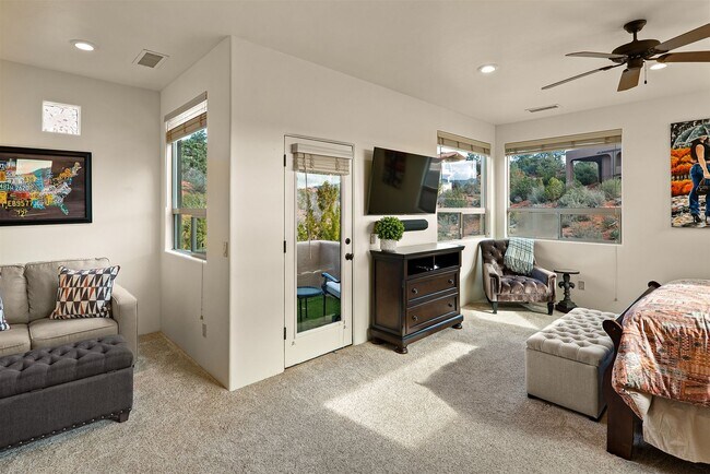 Building Photo - 2450 Mule Deer Rd