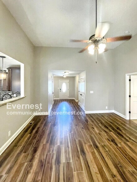 Building Photo - 1030 Garner Hills Dr